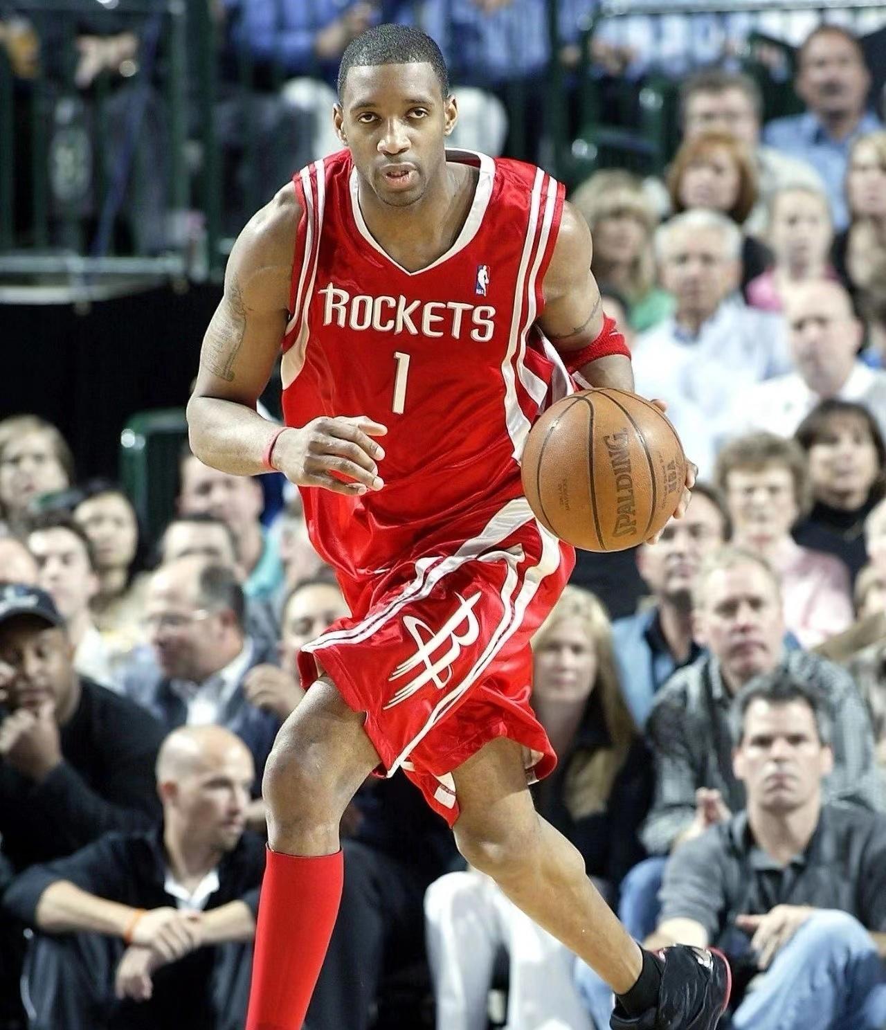 波特火力全开，三分线外精准打击（波特状态爆棚，外线三分稳准狠）