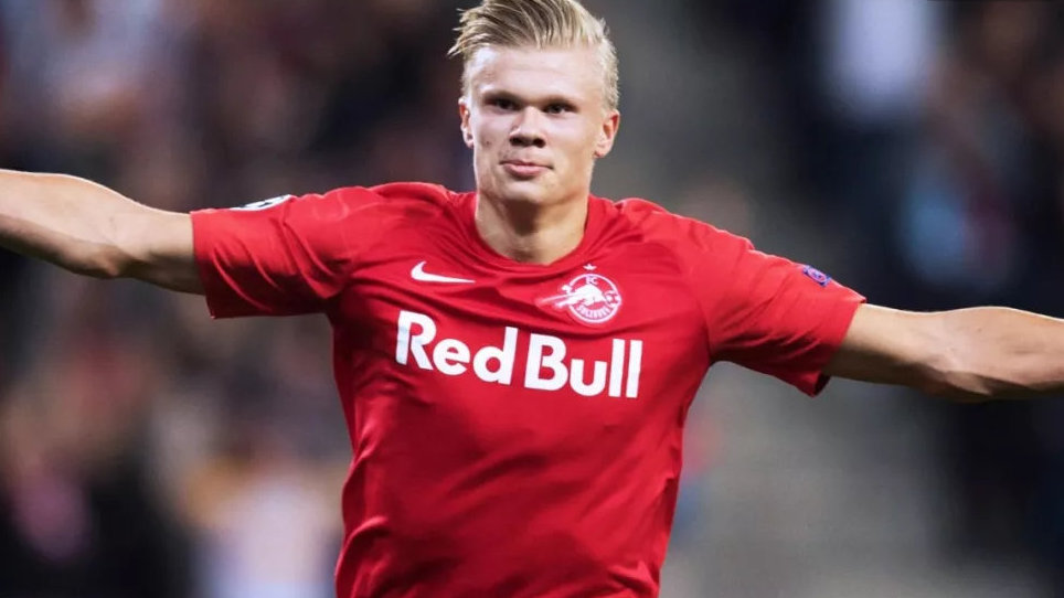 巴媒：西班牙人询问了罗比尼奥儿子小罗比尼奥，球员年底满18（巴媒称西班牙人已打听罗比尼奥之子小罗比尼奥，球员将于年底年满18岁）