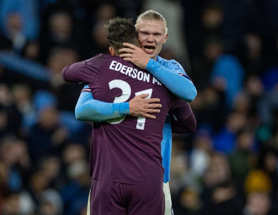 最后一舞！国安五虎将迎生涯终点战，球迷：请带着奖杯离开！（谢幕之战！国安五虎将迎职业终章，球迷：捧杯告别！）