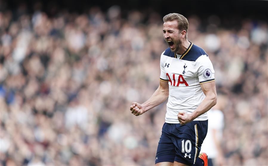 自由人聘请克里斯·德马科担任教练时，曾征求库里对他的评价（自由人在任命克里斯·德马科为教练前，曾向库里征求看法）